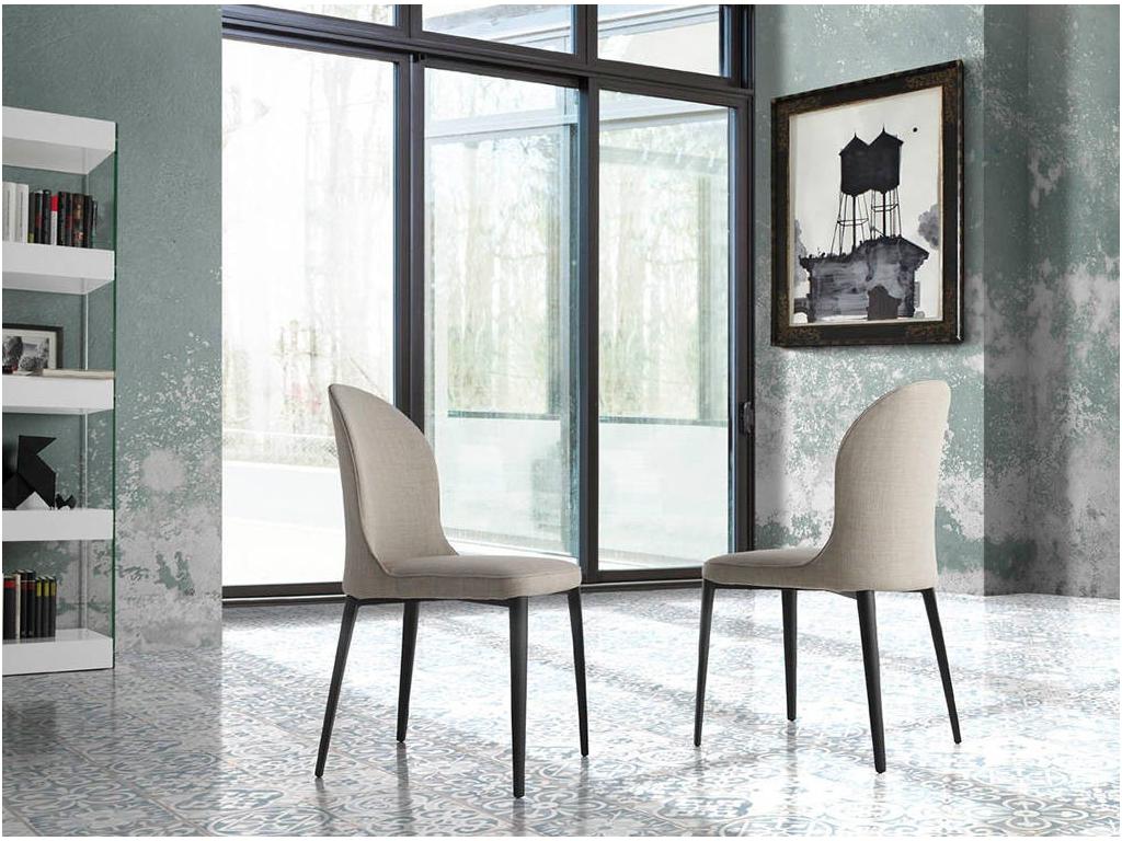 Chaise en tissu, noire