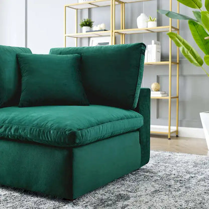 Fauteuil d'angle Commix en velours performant, rembourré de duvet et ultra-confortable