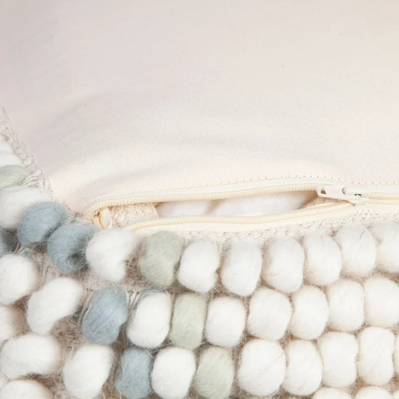 Pouf en laine et coton de Nouvelle-Zélande