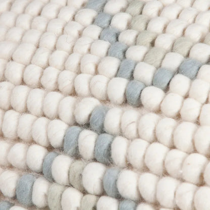 Pouf en laine et coton de Nouvelle-Zélande
