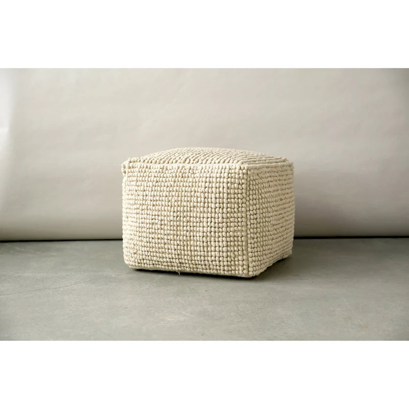 Pouf en laine et coton de Nouvelle-Zélande