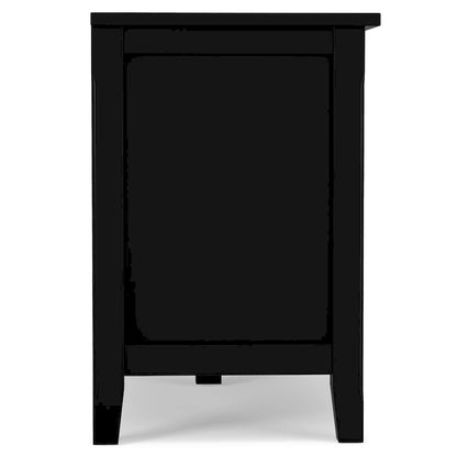 Meuble TV WYNDENHALL Norfolk en bois massif, 183 cm de large, pour téléviseurs jusqu'à 203 cm (80 pouces) - Dimensions : 183 cm (L) x 44,5 cm (P) x 66 cm (H)