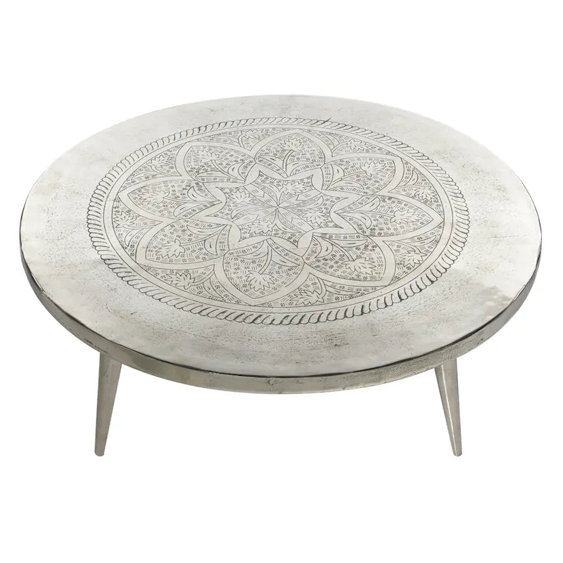 Table basse en aluminium à motif floral gravé, pieds tripodes - Argent - Roche River Decor - 89 cm x 89 cm x 41 cm (L x l x H)