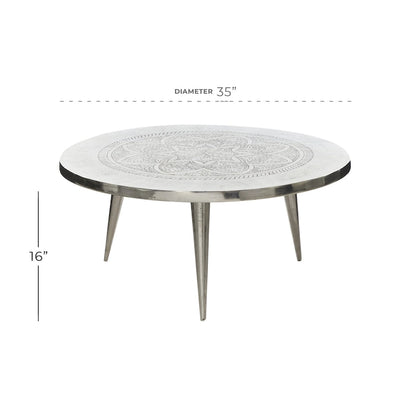 Table basse en aluminium à motif floral gravé, pieds tripodes - Argent - Roche River Decor - 89 cm x 89 cm x 41 cm (L x l x H)