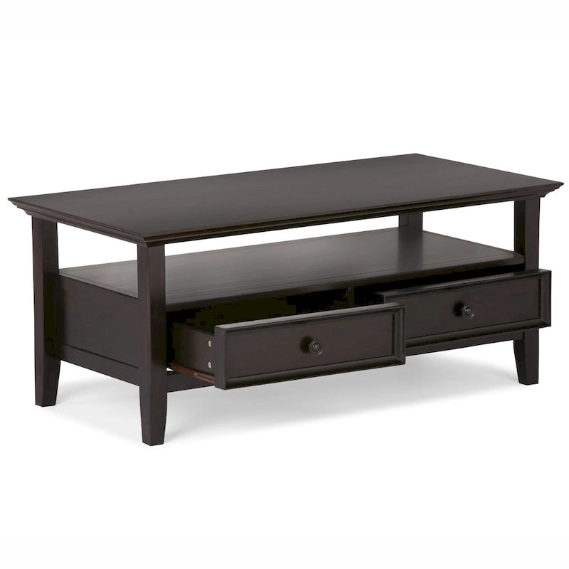 Table basse rectangulaire de style transitionnel WYNDENHALL Halifax en bois massif, 112 cm de large, couleur brun hickory.