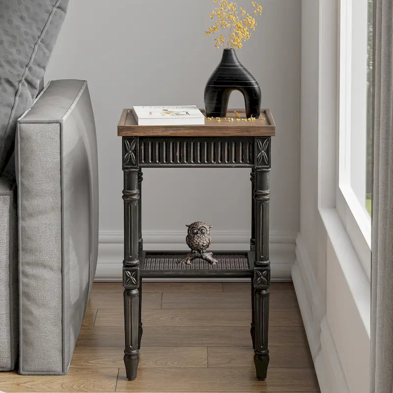 Table d'appoint COZAYH style campagne française patinée, plateau couleur expresso et étagère en osier tressé, décor bohème, rustique et champêtre