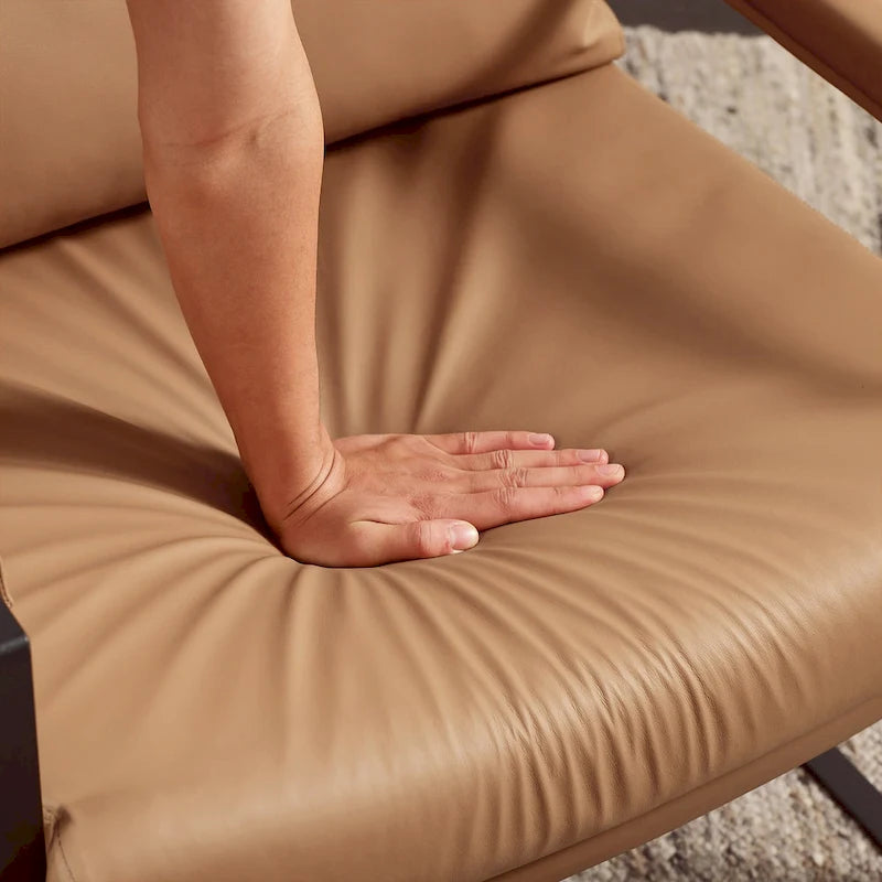 Fauteuil Art Leon moderne du milieu du siècle en cuir véritable