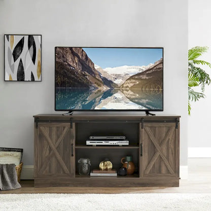 Meuble TV rustique en bois de style ferme, 60 pouces, avec console de rangement et portes coulissantes de style grange.