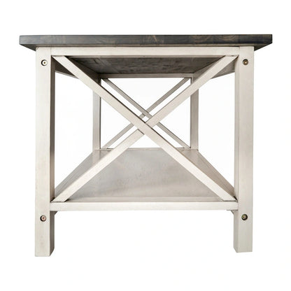 Table basse classique de style campagnard en bois massif