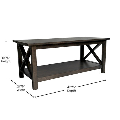 Table basse classique de style campagnard en bois massif