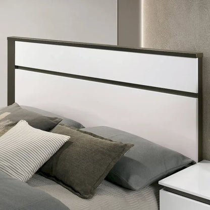 Ensemble de chambre à coucher moderne Conjira en bois blanc, 6 pièces, plateforme (USB) par Furniture of America