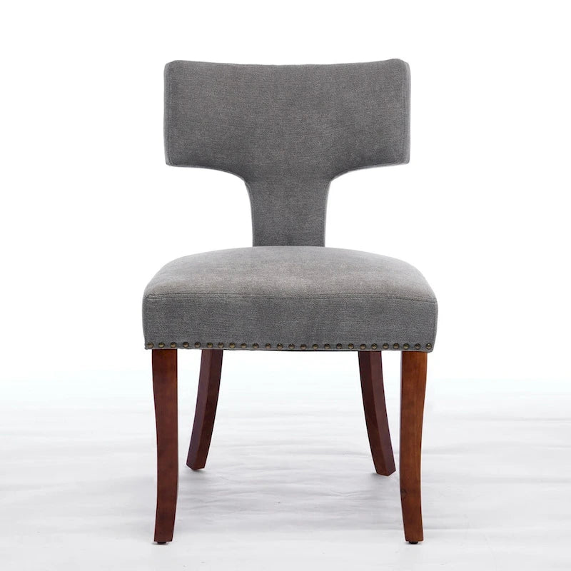 Ensemble de 2 chaises de salle à manger, assise rembourrée en lin, dossier incurvé orné de clous en cuivre, structure en bois massif.