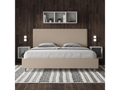 Lit en cuir, 200 x 200 cm