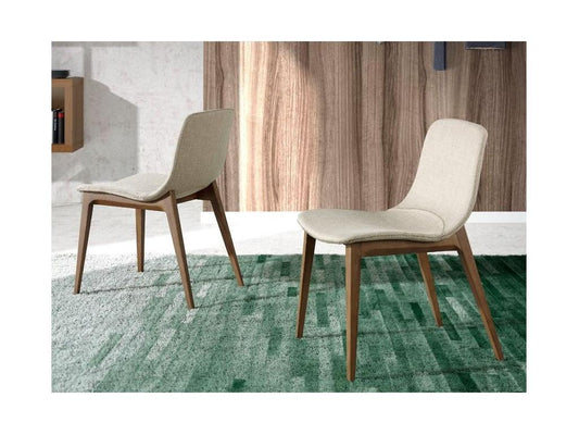 Chaise en tissu beige
